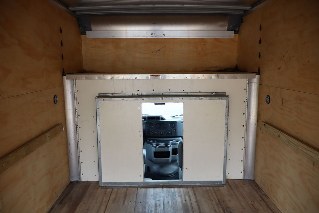 2014 Ford E-450SD Cutaway w/17.5' Morgan Cargo Box