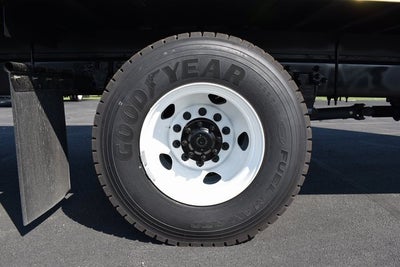 2025 Ford F-750SD w/26' Morgan Track Body DRW