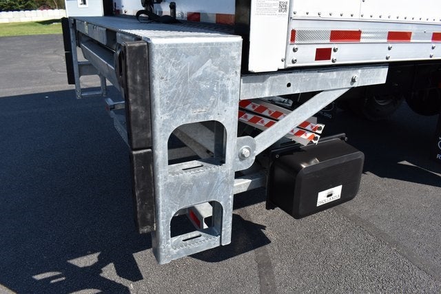 2025 Ford F-750SD w/26' Morgan Track Body DRW