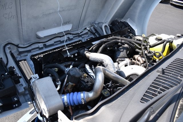 2025 Ford F-750SD w/26' Morgan Track Body DRW