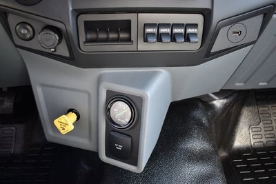 2025 Ford F-750SD w/26' Morgan Track Body DRW