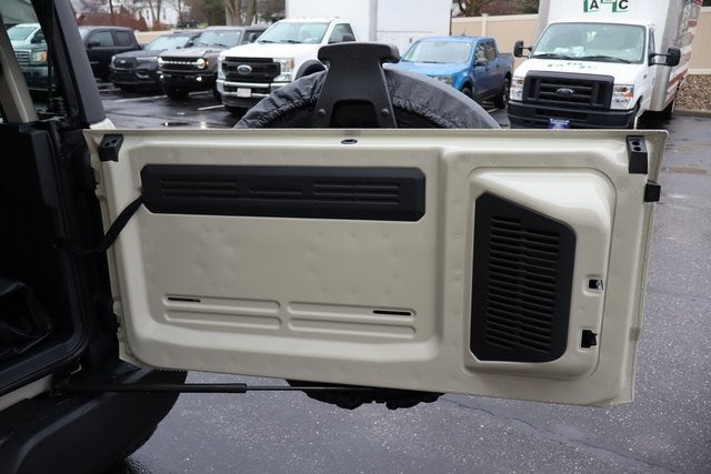 2025 Ford Bronco Base