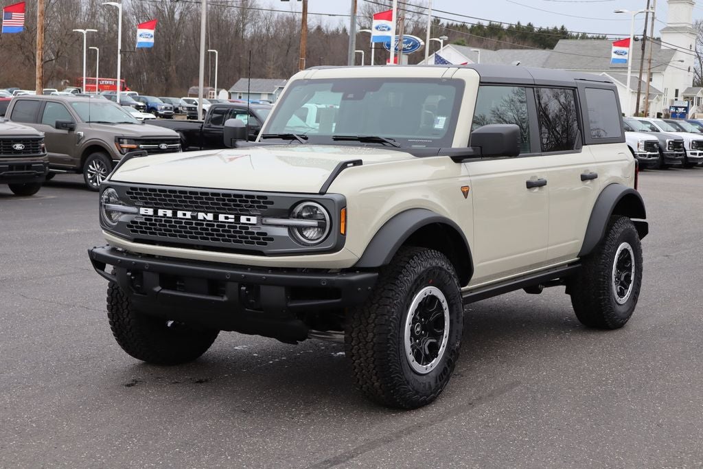 2026 Ford Bronco Badlands