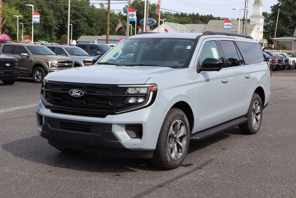 2027 Ford Expedition Max Active
