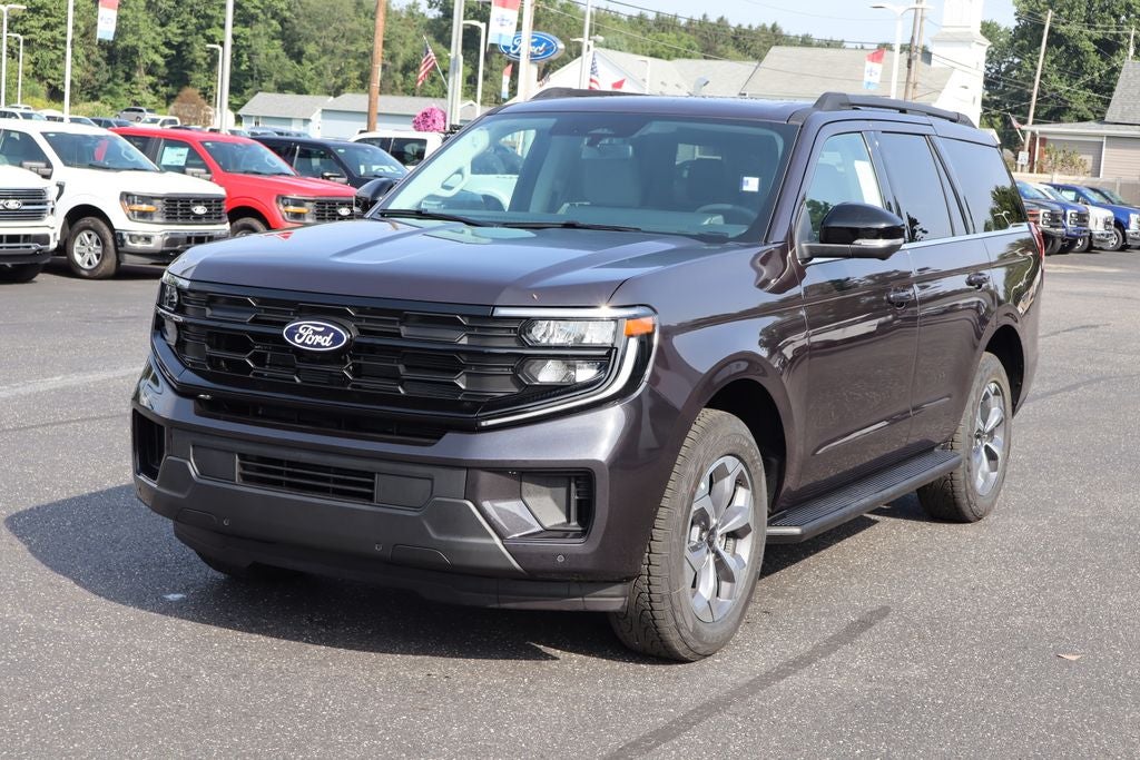 2027 Ford Expedition Active