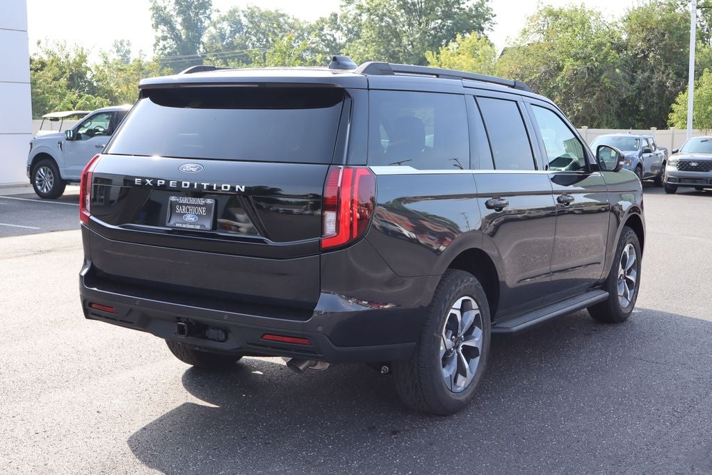 2027 Ford Expedition Active