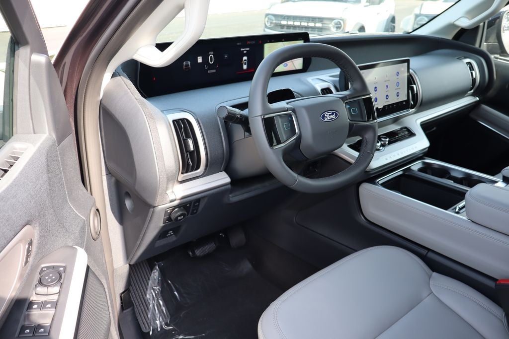 2027 Ford Expedition Active
