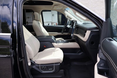 2023 Ford Expedition Platinum