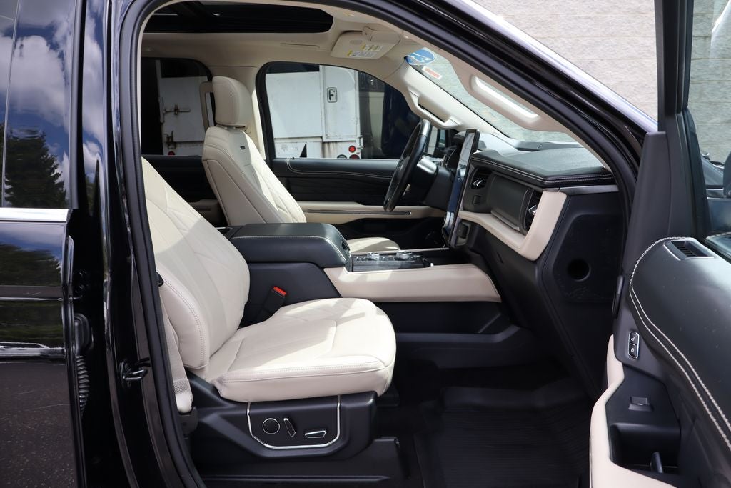 2023 Ford Expedition Platinum