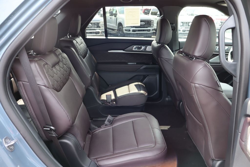 2027 Ford Explorer Platinum