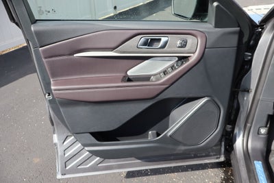 2027 Ford Explorer Platinum