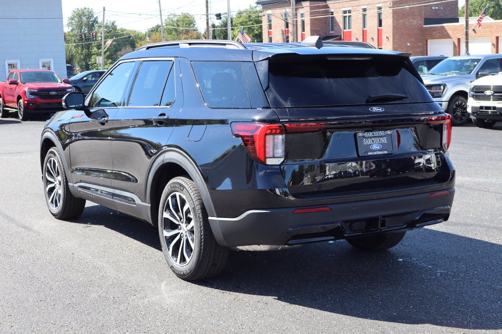 2027 Ford Explorer ST-Line