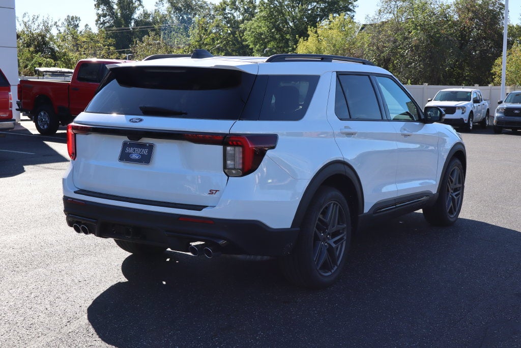 2027 Ford Explorer ST