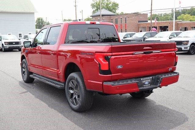 2025 Ford F-150 Lightning Lariat