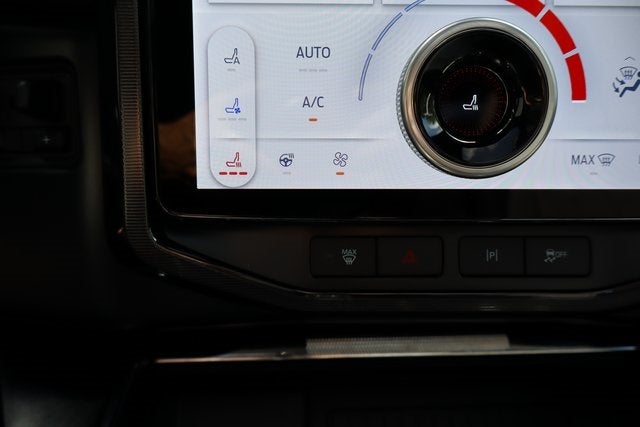 2025 Ford F-150 Lightning Platinum