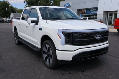 2025 Ford F-150 Lightning Platinum