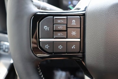 2025 Ford F-150 Lightning Platinum