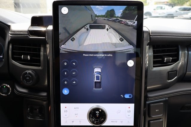 2025 Ford F-150 Lightning Platinum