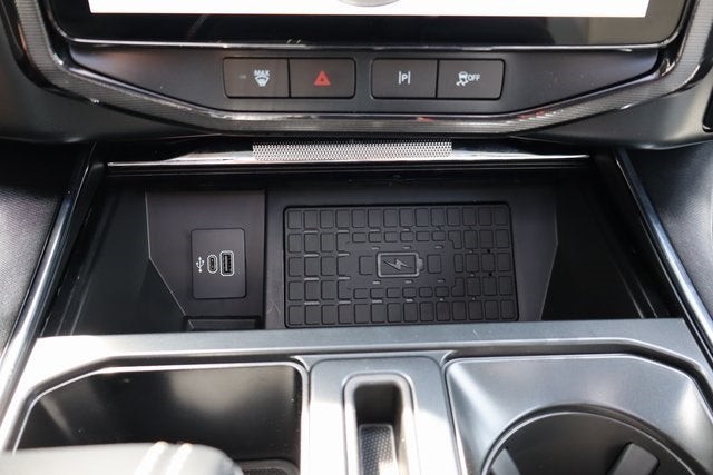 2025 Ford F-150 Lightning Platinum