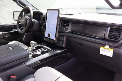 2025 Ford F-150 Lightning Platinum