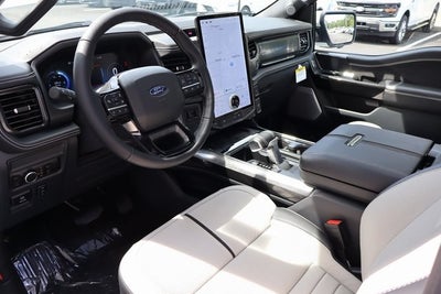 2025 Ford F-150 Lightning Platinum