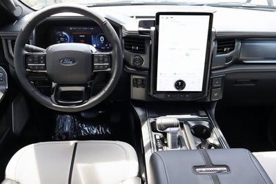 2025 Ford F-150 Lightning Platinum