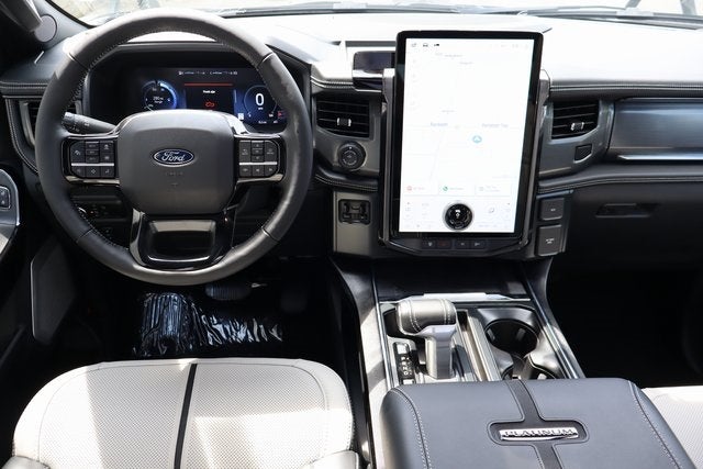 2025 Ford F-150 Lightning Platinum
