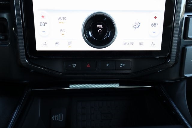 2025 Ford F-150 Lightning Platinum