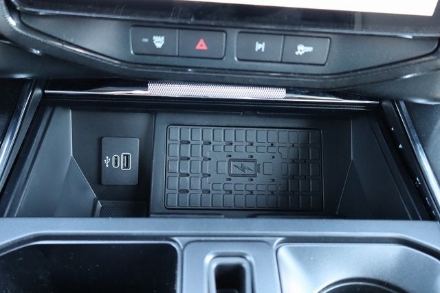 2025 Ford F-150 Lightning Platinum