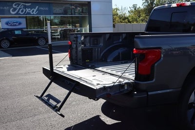 2025 Ford F-150 Lightning Platinum