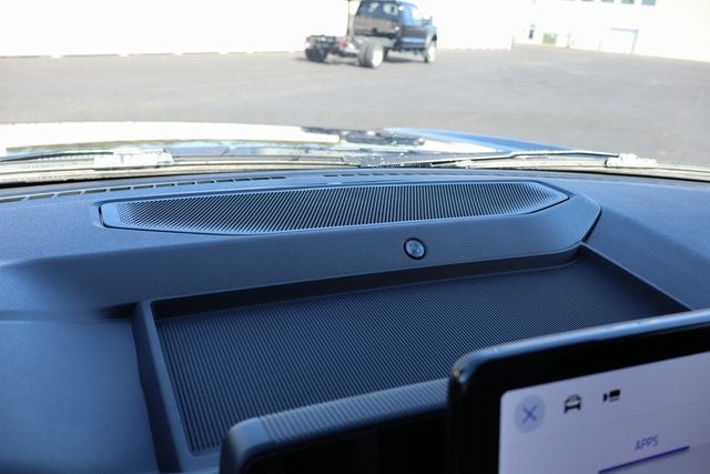 2025 Ford F-150 Lightning Platinum