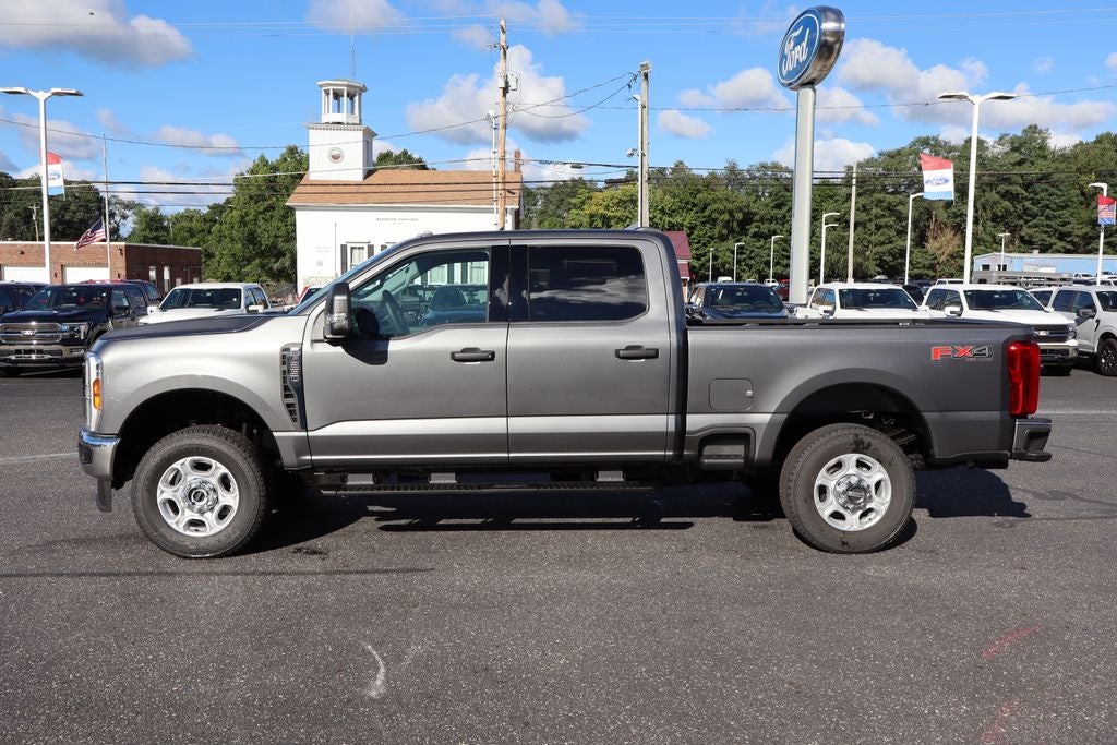 2027 Ford F-250SD XLT