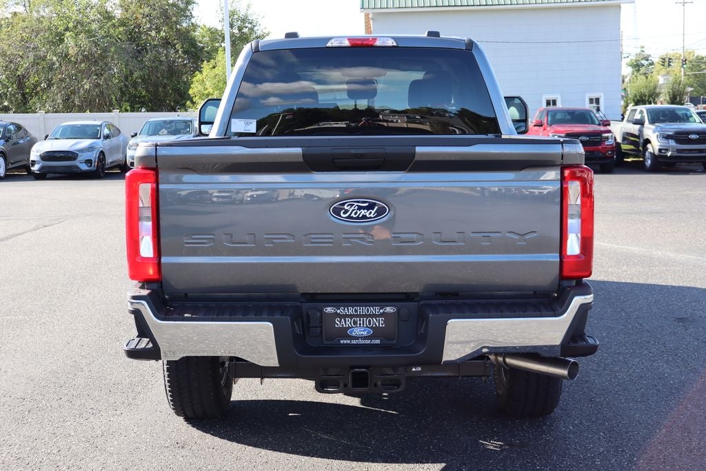 2027 Ford F-250SD XLT
