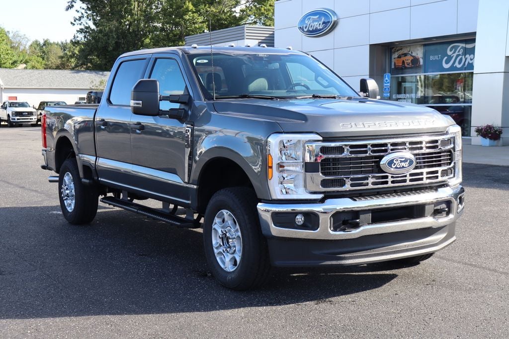 2027 Ford F-250SD XLT