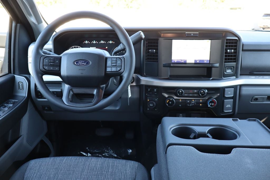 2027 Ford F-250SD XLT