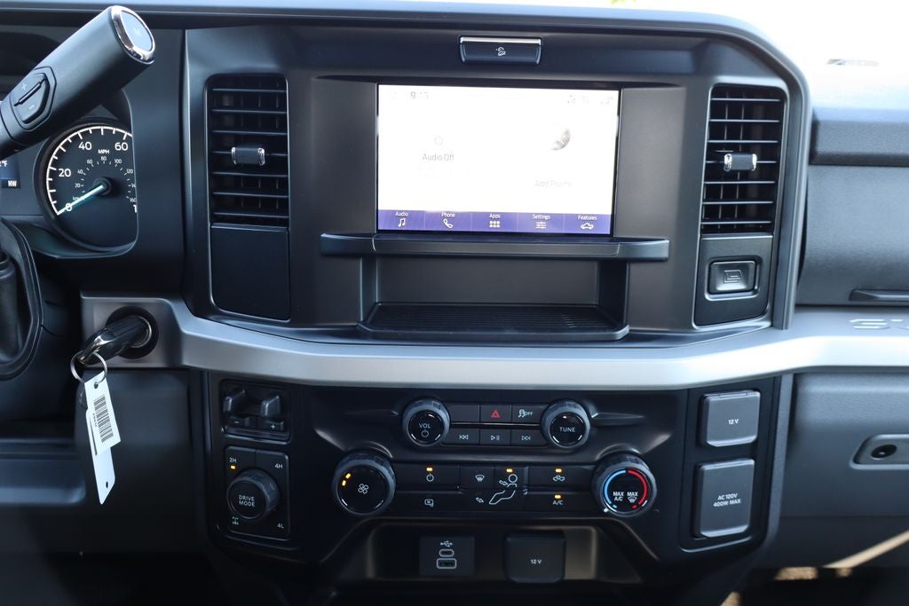 2027 Ford F-250SD XLT
