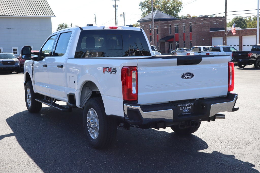 2027 Ford F-250SD XLT