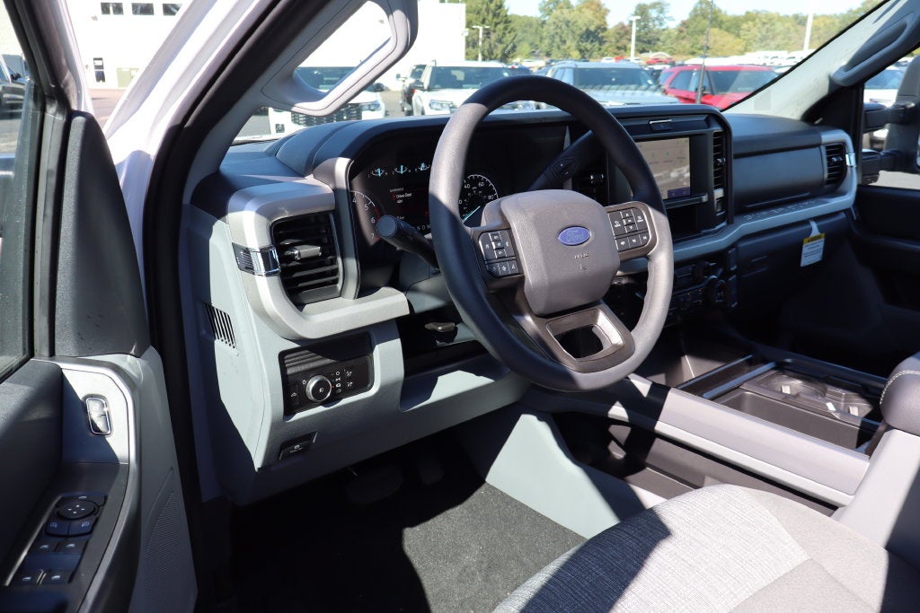 2027 Ford F-250SD XLT