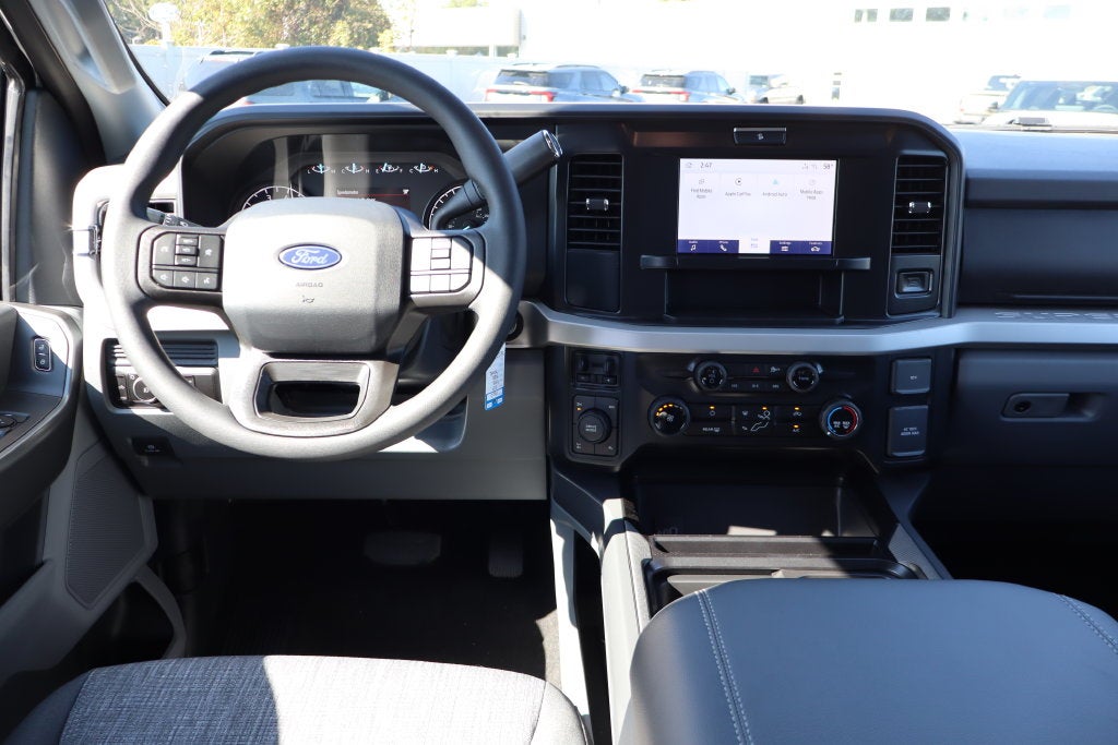 2027 Ford F-250SD XLT
