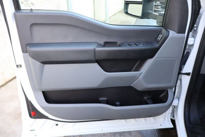 2023 Ford F-250SD XL w/8' Reading Classic II Service Body