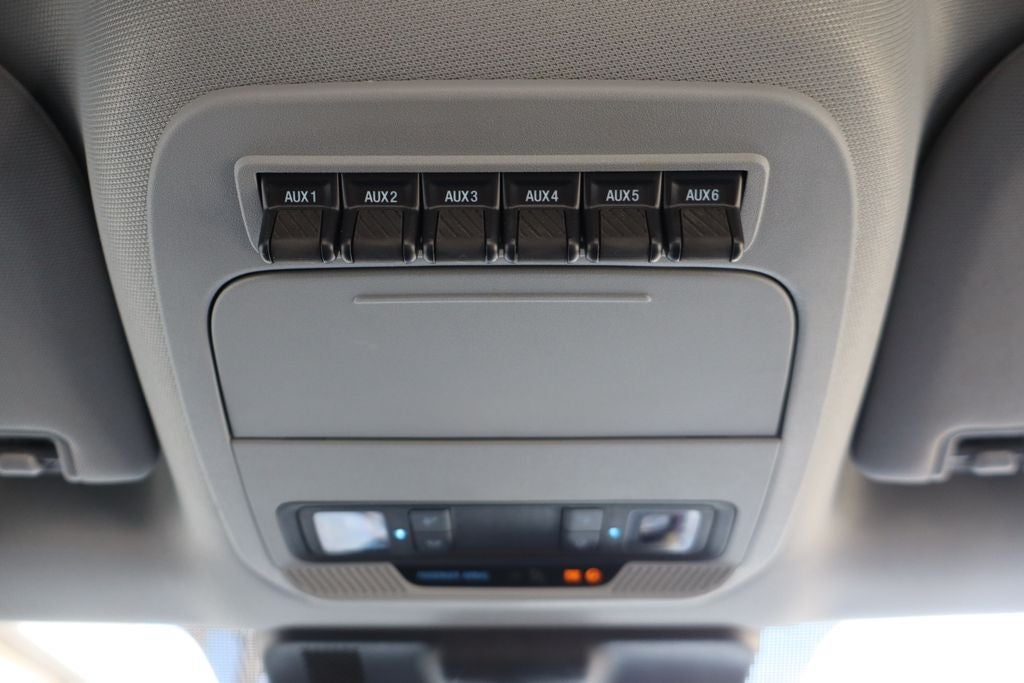 2023 Ford F-250SD XL w/8' Reading Classic II Service Body