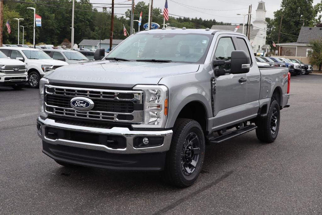 2027 Ford F-250SD XLT