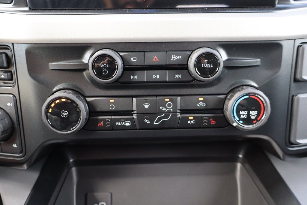 2027 Ford F-250SD XLT