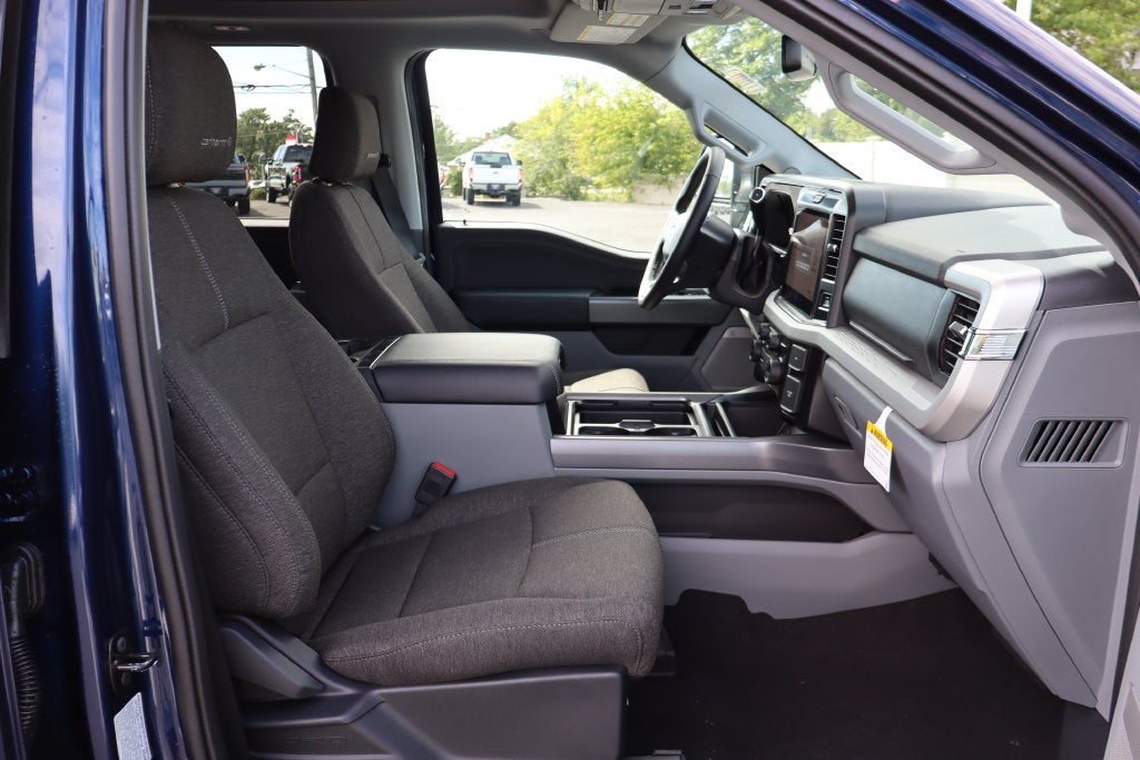 2027 Ford F-250SD XLT