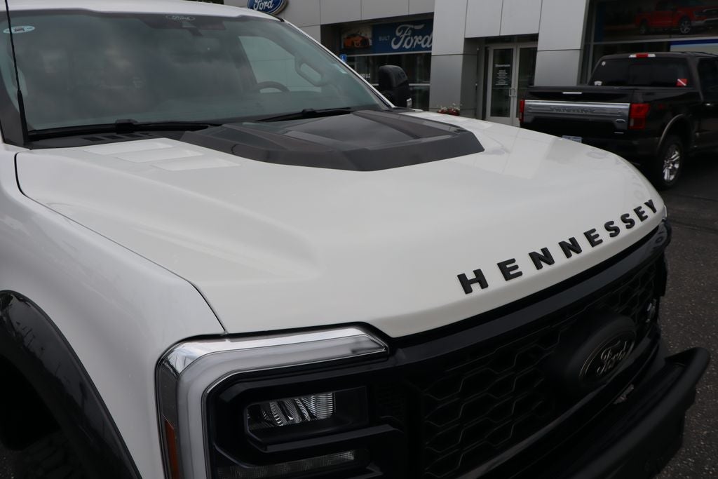 2026 Ford F-250SD Lariat Hennessey VelociRaptor 1200