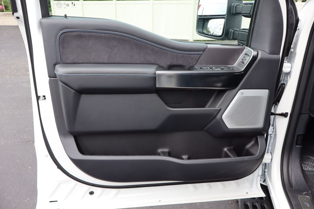2026 Ford F-250SD Platinum Tremor