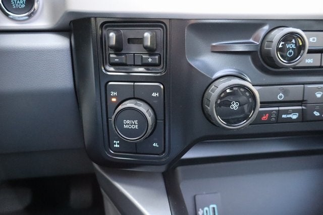 2026 Ford F-250SD XLT Black Widow Edition