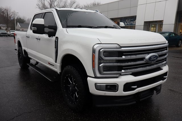 2023 Ford F-350SD Limited