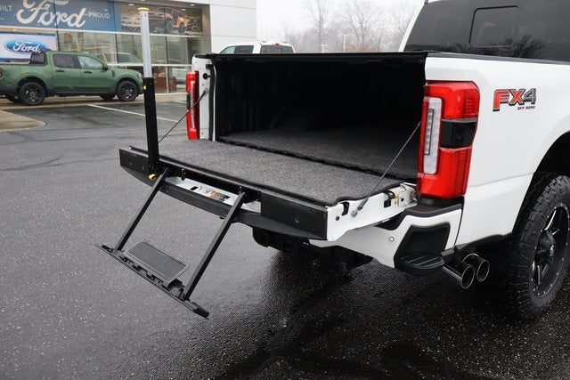 2023 Ford F-350SD Limited