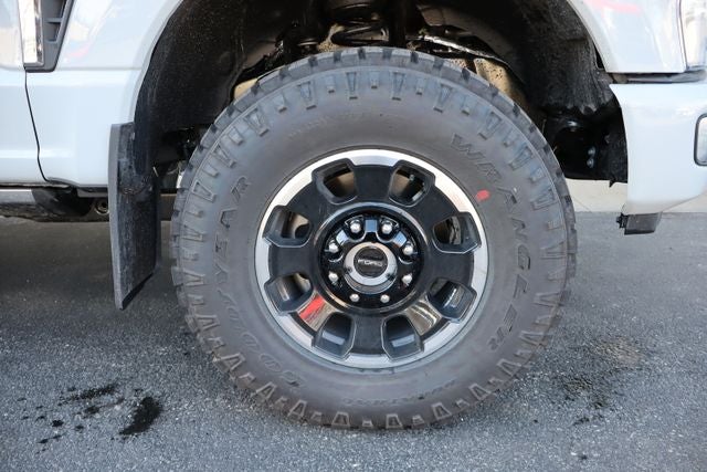 2026 Ford F-350SD Platinum Tremor Off-Road